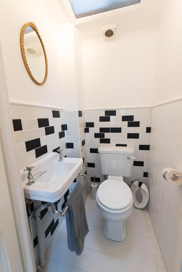 Sea Front St Leonards Villa Хейстингс Екстериор снимка