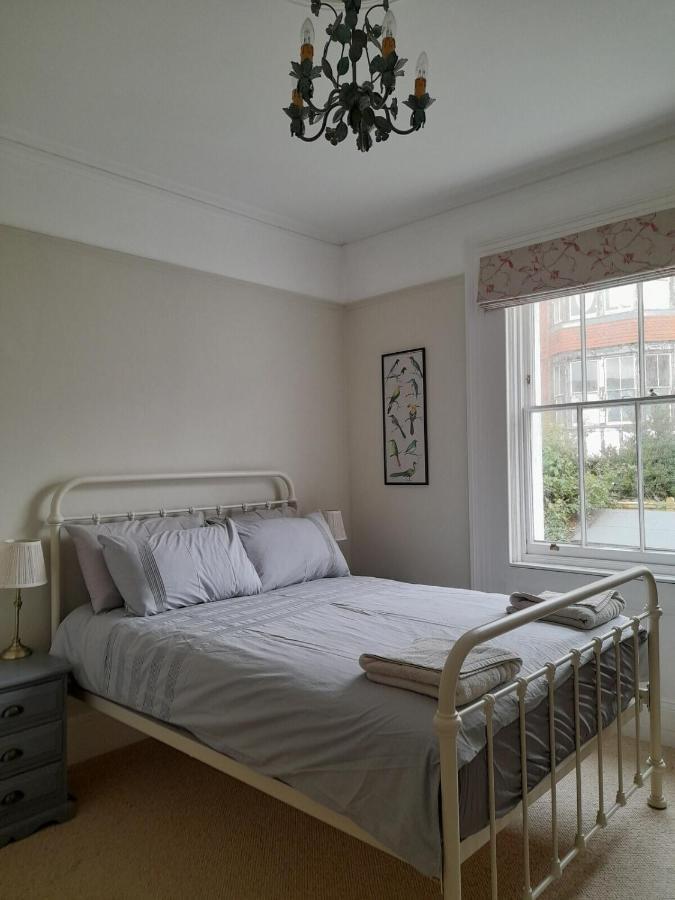 Sea Front St Leonards Villa Хейстингс Екстериор снимка